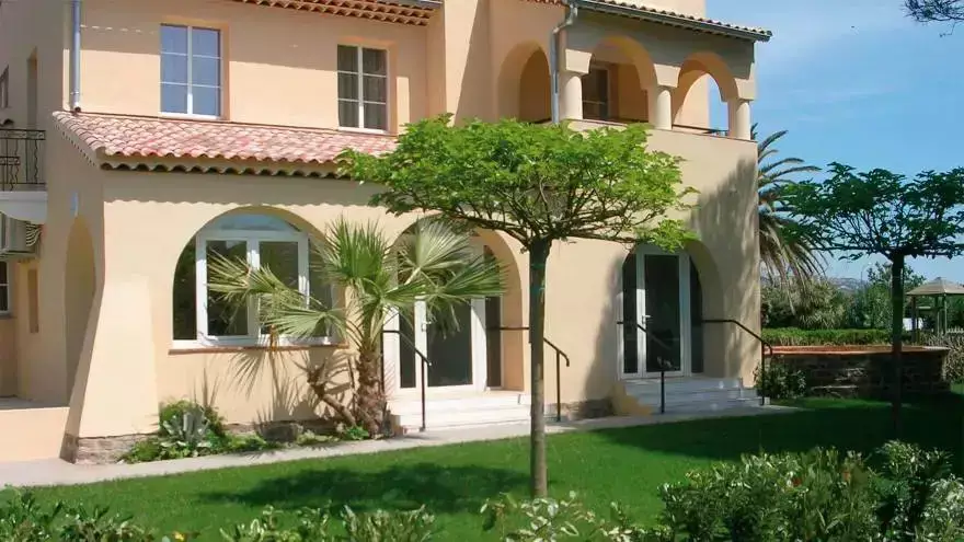 Hébergements en pension complète sur la Côte d'Azur