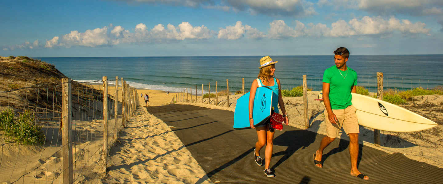 Surfing activity Biscarrosse